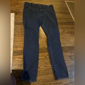 Dark wash skinny jeans